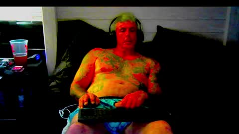 Snapshot of solodolo2020 chatting on April 11, 7:45 am I love watching beautiful women play with themselves online show from April 11, 7:45 am