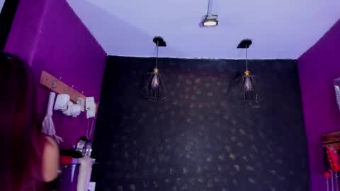 Snapshot of sommer_alexa chatting on November 22, 7:02 pm Alexa online show from November 22, 7:02 pm