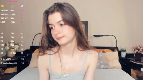 Snapshot of song_about_you chatting on April 18, 11:25 am Monika 3 online show from April 18, 11:25 am