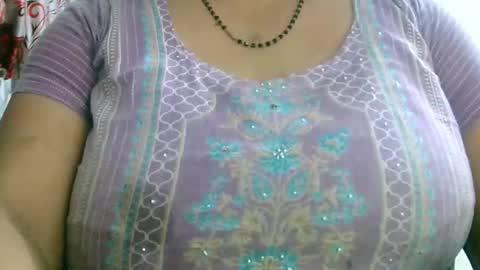Snapshot of soni88888 chatting on December 4, 2:48 pm soni88888 online show from December 4, 2:48 pm