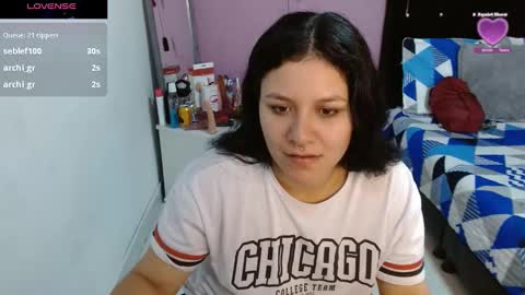 Snapshot of soniafuckboobs chatting on December 7, 3:19 pm soniafuckboobs online show from December 7, 3:19 pm