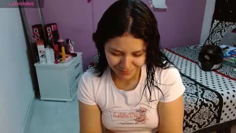 Snapshot of soniafuckboobs chatting on January 31, 3:44 pm soniafuckboobs online show from January 31, 3:44 pm