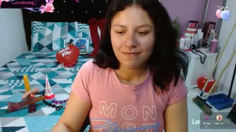 Snapshot of soniafuckboobs chatting on February 20, 3:30 pm soniafuckboobs online show from February 20, 3:30 pm