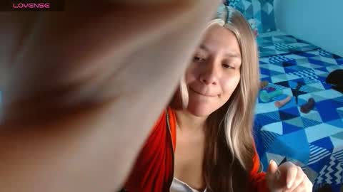 Snapshot of soniafuckboobs chatting on September 9, 12:26 pm soniafuckboobs online show from September 9, 12:26 pm