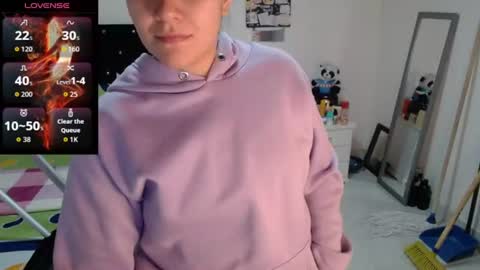 soniafuckboobs online show from June 18, 12:20 pm