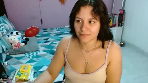 sonialatin69 online show from March 12, 7:06 pm