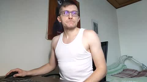 Snapshot of sonicegay chatting on January 22, 10:07 am sonicegay online show from January 22, 10:07 am