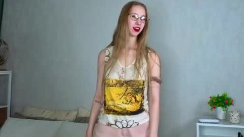 Im Lina Welcome guys online show from November 30, 1:42 am