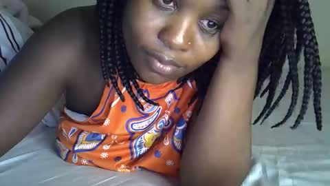 sonnia02 online show from December 4, 11:02 pm