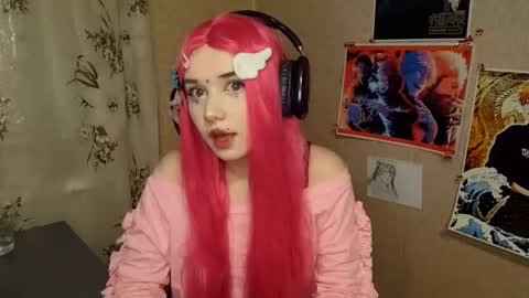 Mila online show from February 22, 5:22 pm