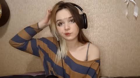 Mila online show from March 5, 5:31 pm