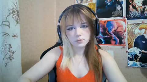 Snapshot of sonwosick chatting on June 27, 3:17 pm Mila online show from June 27, 3:17 pm