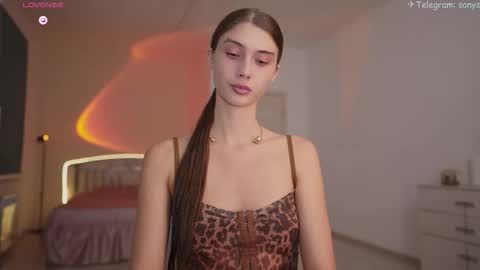 Snapshot of sony_play chatting on September 10, 5:13 pm Sony online show from September 10, 5:13 pm