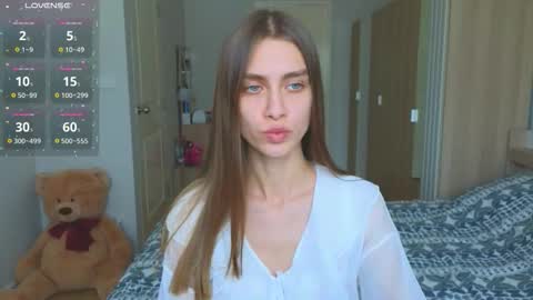 sonyabirch online show from October 13, 4:01 am