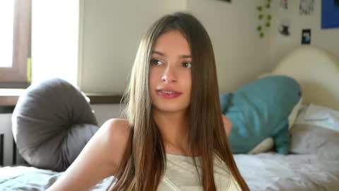 Snapshot of sonyaericsson chatting on July 3, 8:54 am Eva 3 online show from July 3, 8:54 am