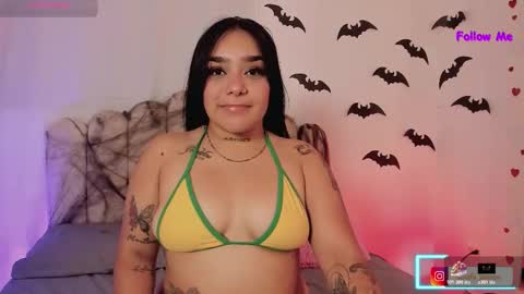 Snapshot of soofii_james chatting on October 27, 10:30 am sofi online show from October 27, 10:30 am