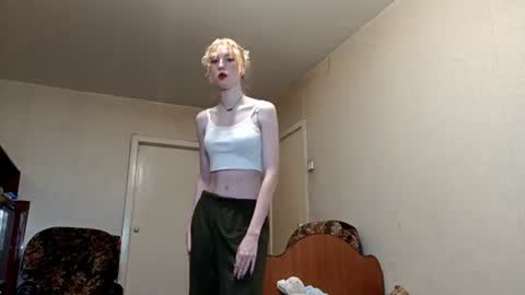 Jane online show from June 25, 8:41 am