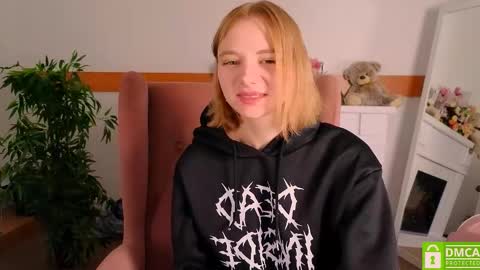 Snapshot of sookonstellita chatting on November 1, 11:07 pm Litta online show from November 1, 11:07 pm