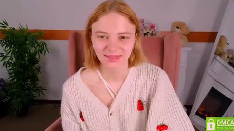 Snapshot of sookonstellita chatting on November 18, 10:47 pm Litta online show from November 18, 10:47 pm