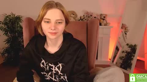 Litta online show from March 23, 1:09 am