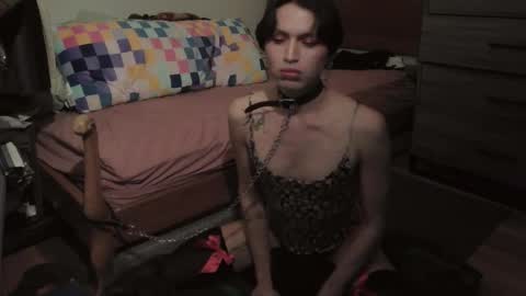 soophiebby online show from February 6, 2:27 am