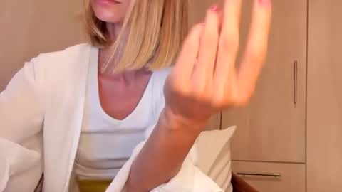 Goddess Sophie online show from April 29, 12:42 pm