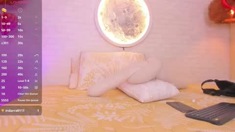 Snapshot of sophi_cooper29 chatting on February 27, 12:43 am sophi_cooper29 online show from February 27, 12:43 am