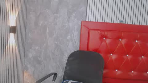 sophia__sweet1 online show from May 13, 8:38 pm