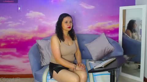 Snapshot of sophia_blade chatting on January 5, 12:10 pm sophia_blade online show from January 5, 12:10 pm