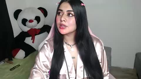Snapshot of sophia_dazza398 chatting on July 22, 12:02 am sophia online show from July 22, 12:02 am