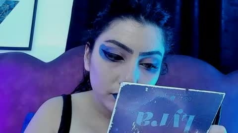 sophia hottie online show from July 1, 4:40 pm