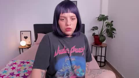 Snapshot of sophia_goth chatting on March 24, 4:56 pm sophia_goth online show from March 24, 4:56 pm