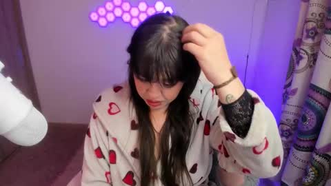 sophia_grants online show from September 18, 4:03 am
