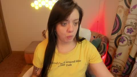 sophia_grants online show from April 25, 1:19 am