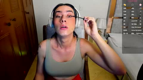 Snapshot of sophia_harry chatting on September 25, 2:48 am sophia CM online show from September 25, 2:48 am