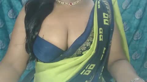 Snapshot of sophia_indian chatting on September 21, 5:53 am Sophia Tamil online show from September 21, 5:53 am