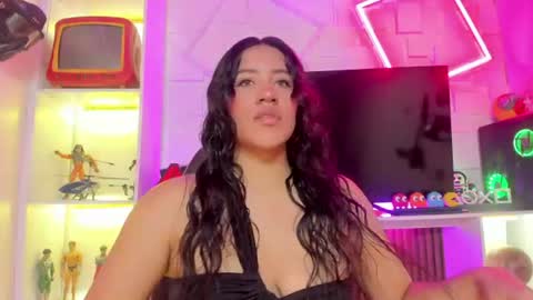 Snapshot of sophia_lopez_ofc chatting on July 18, 7:17 pm sophia_lopez_ofc online show from July 18, 7:17 pm