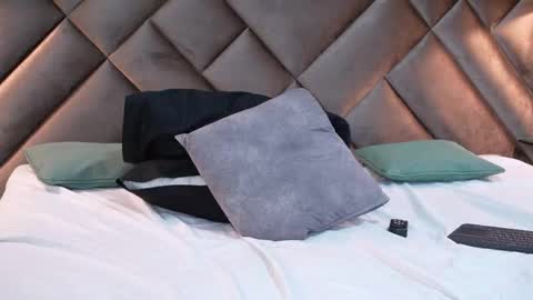 Snapshot of sophia_loreenn chatting on April 15, 7:58 pm Sofia online show from April 15, 7:58 pm