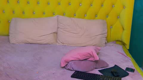 Snapshot of sophia_smith4146 chatting on December 15, 5:01 am sophia smith4146 online show from December 15, 5:01 am