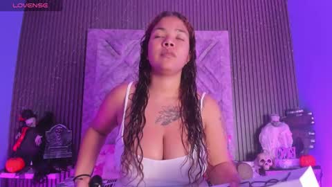  S O P H I A  online show from October 12, 12:15 pm