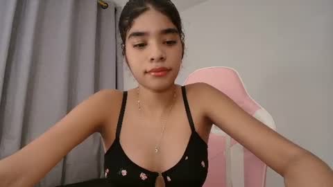Snapshot of sophia_storn chatting on July 18, 2:05 am Sophia Storm online show from July 18, 2:05 am