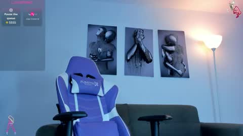 Sophia Wilians  online show from October 13, 8:09 pm