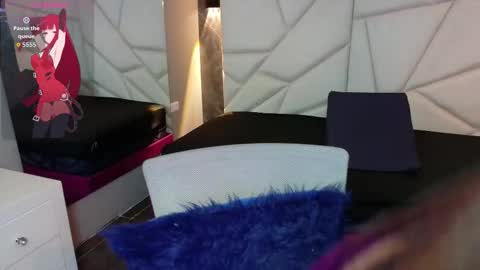 Sophi  online show from October 2, 11:17 am