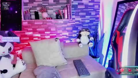 Snapshot of sophiaa_cherry chatting on November 26, 10:22 pm Sophia online show from November 26, 10:22 pm