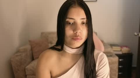 Snapshot of sophiacolemann chatting on June 3, 12:02 am sophiacolemann online show from June 3, 12:02 am