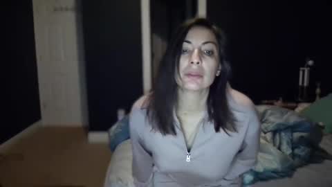 sophiadover online show from February 23, 6:33 am