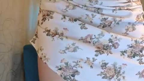 Snapshot of sophiadumont chatting on June 26, 10:41 am Sophia online show from June 26, 10:41 am