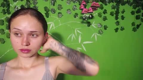 sophiamiller6 online show from August 8, 3:58 pm