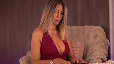 Sophie online show from June 29, 3:02 am