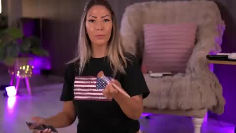 Sophie online show from July 4, 3:13 am